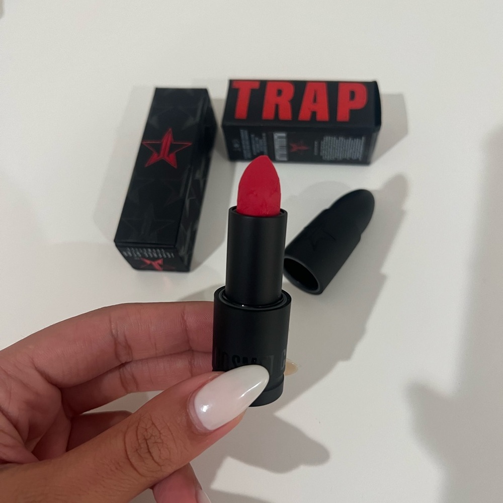 JEFFREE STAR BEST HAIR VELVET TRAP LIPSTICK